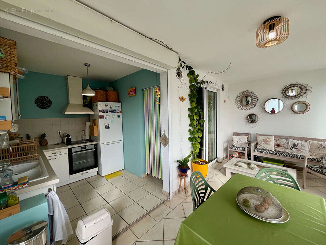 Appartement à SAINTE-LUCE