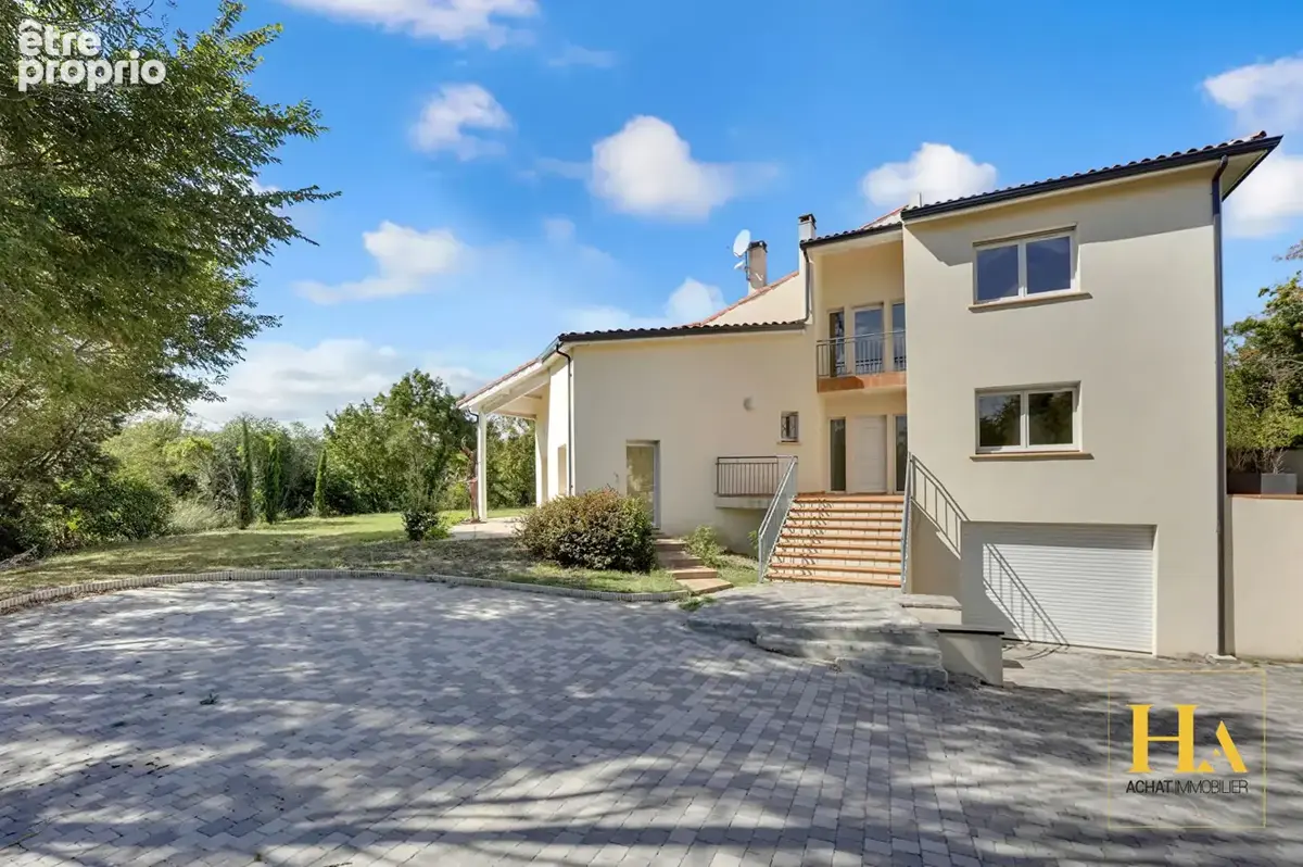 Maison Aureville 7 pièces, 230 m2, piscine, pool house et garage - photo 2
