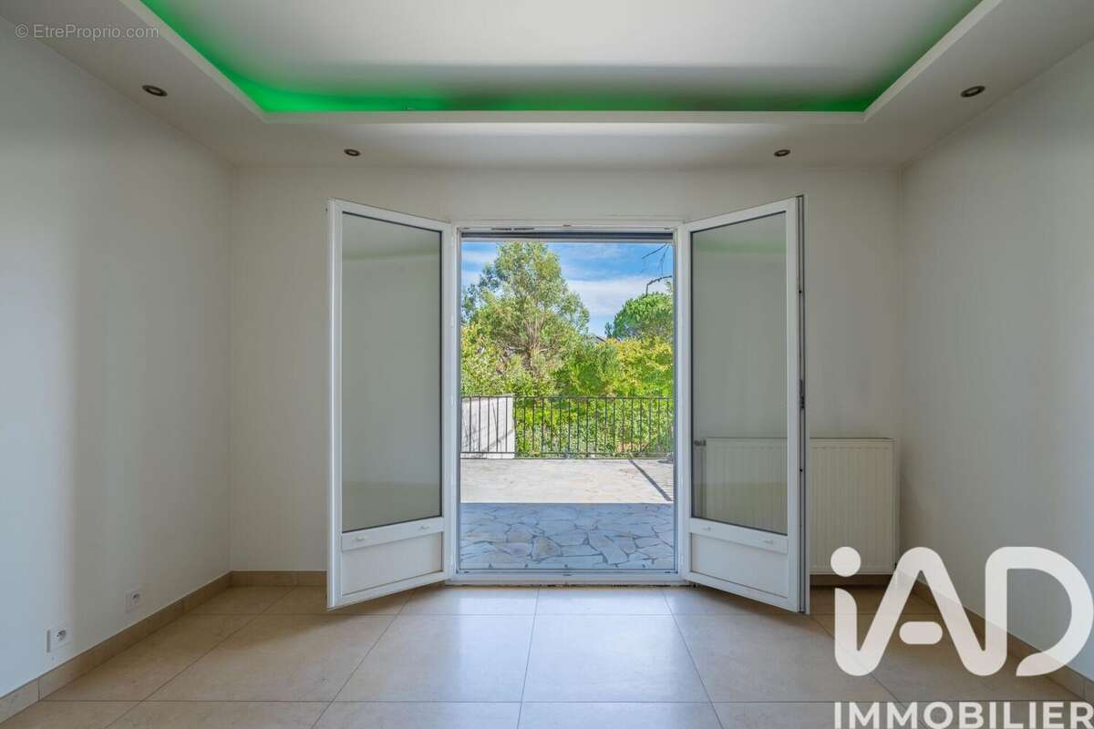 Photo 3 - Maison à NOISY-LE-GRAND