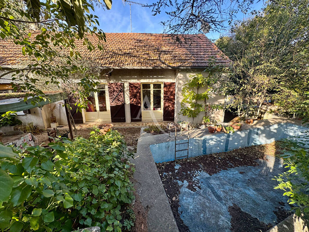 Maison à AIGUES-VIVES