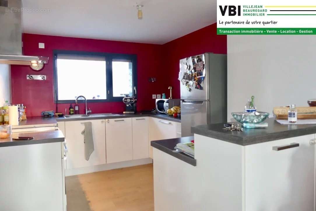 Appartement à VEZIN-LE-COQUET
