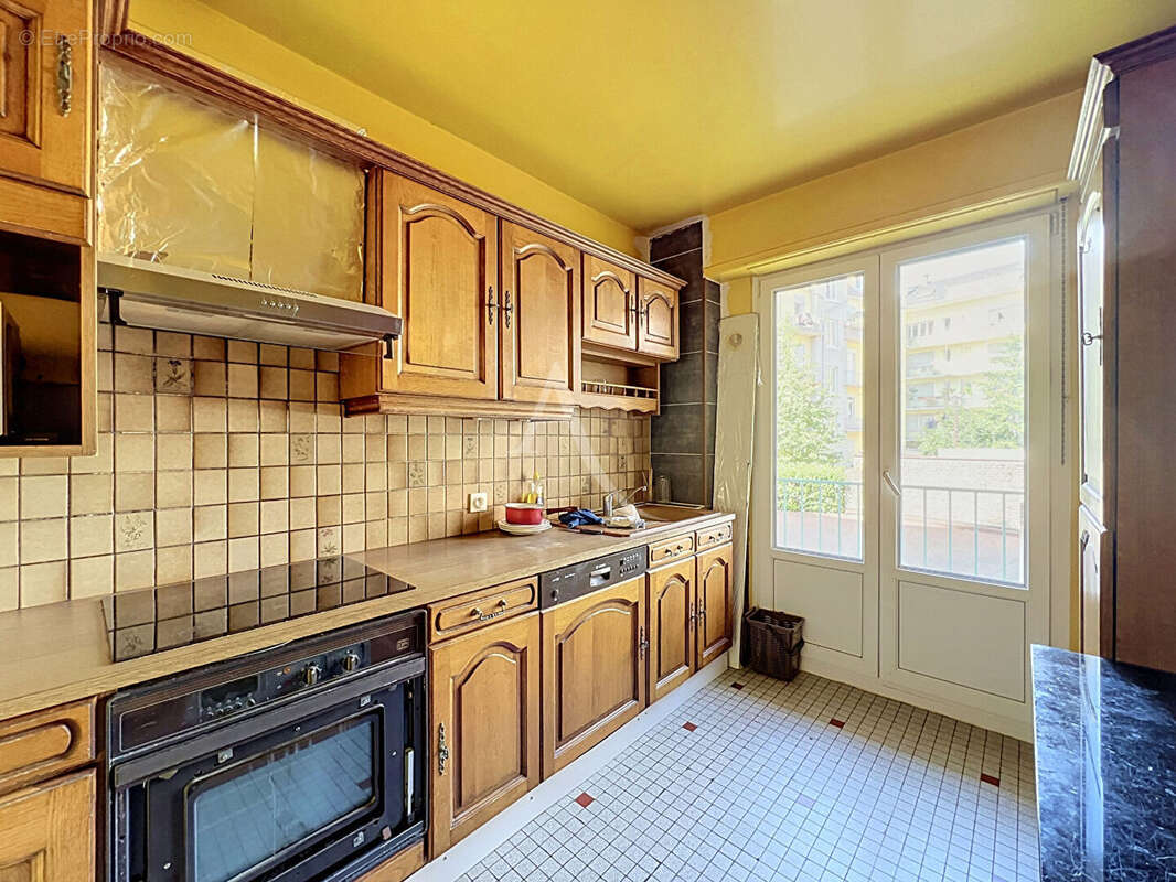 Strasbourg Vauban - Appartement 4 pièces de 81,40 m²  avec 2 balcons - photo 6