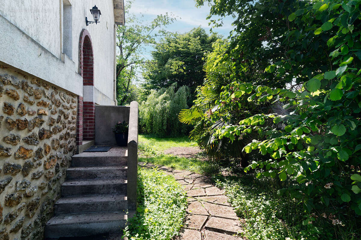 Maison à GOURNAY-SUR-MARNE
