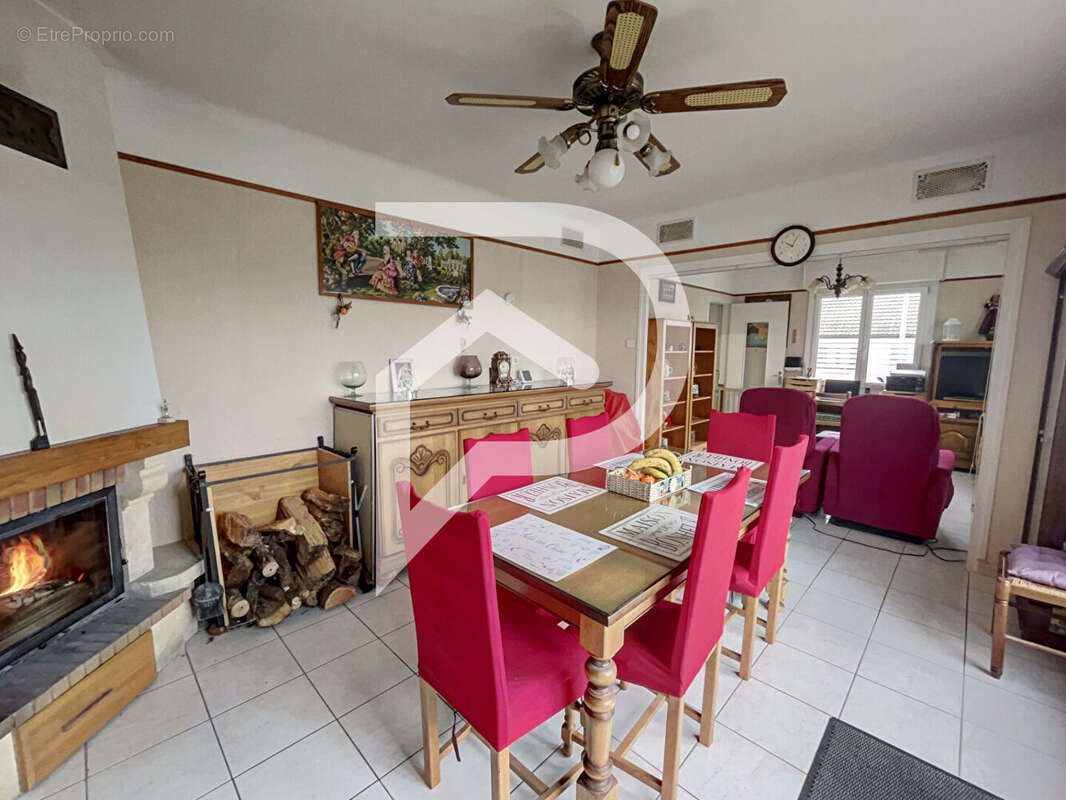 Maison à RIBECOURT-DRESLINCOURT