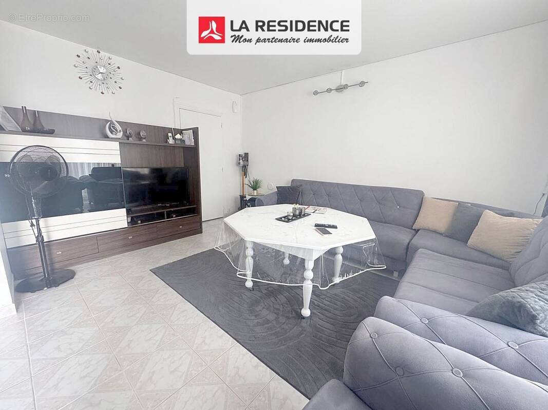 Appartement à GARGES-LES-GONESSE