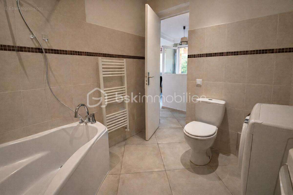 Appartement à VENCE
