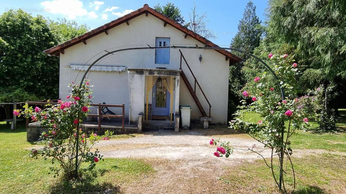 20250516_153233 - Maison à SAVIGNAC-DE-NONTRON