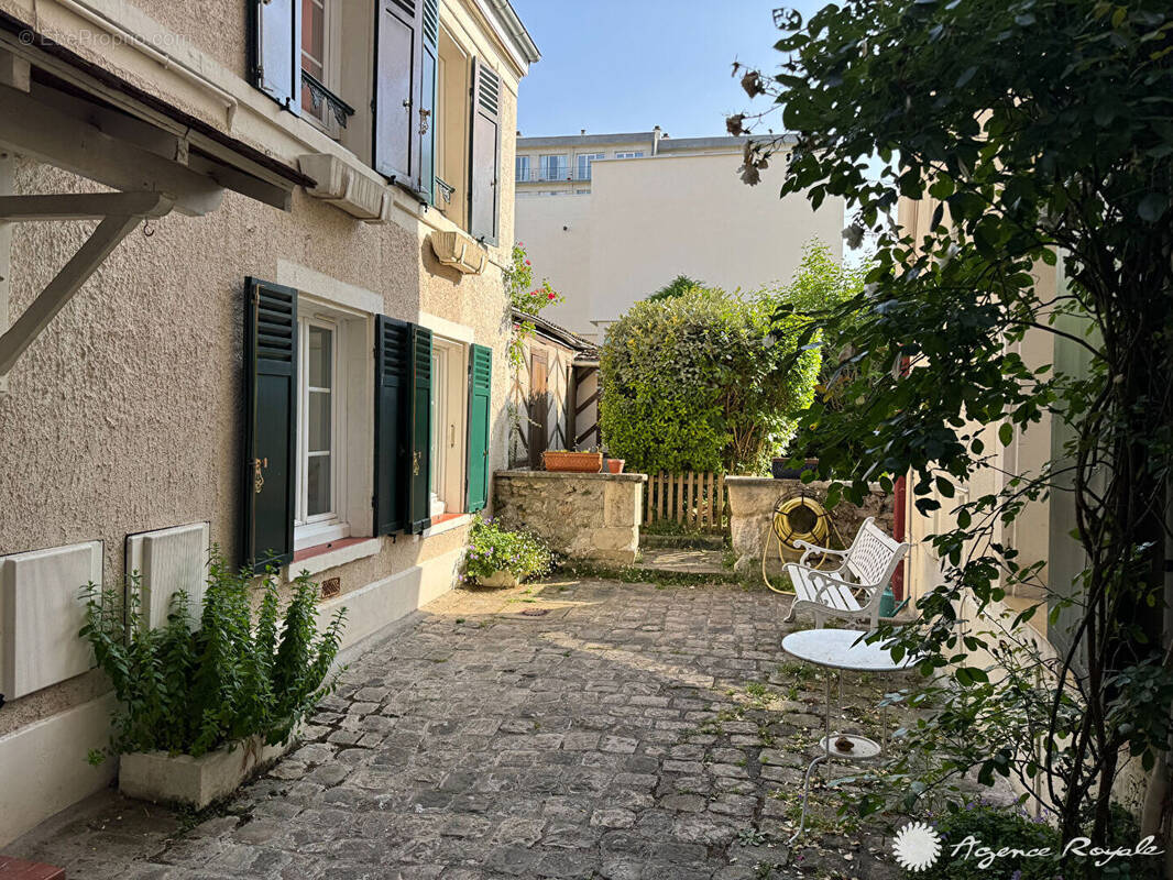 Maison à SAINT-GERMAIN-EN-LAYE