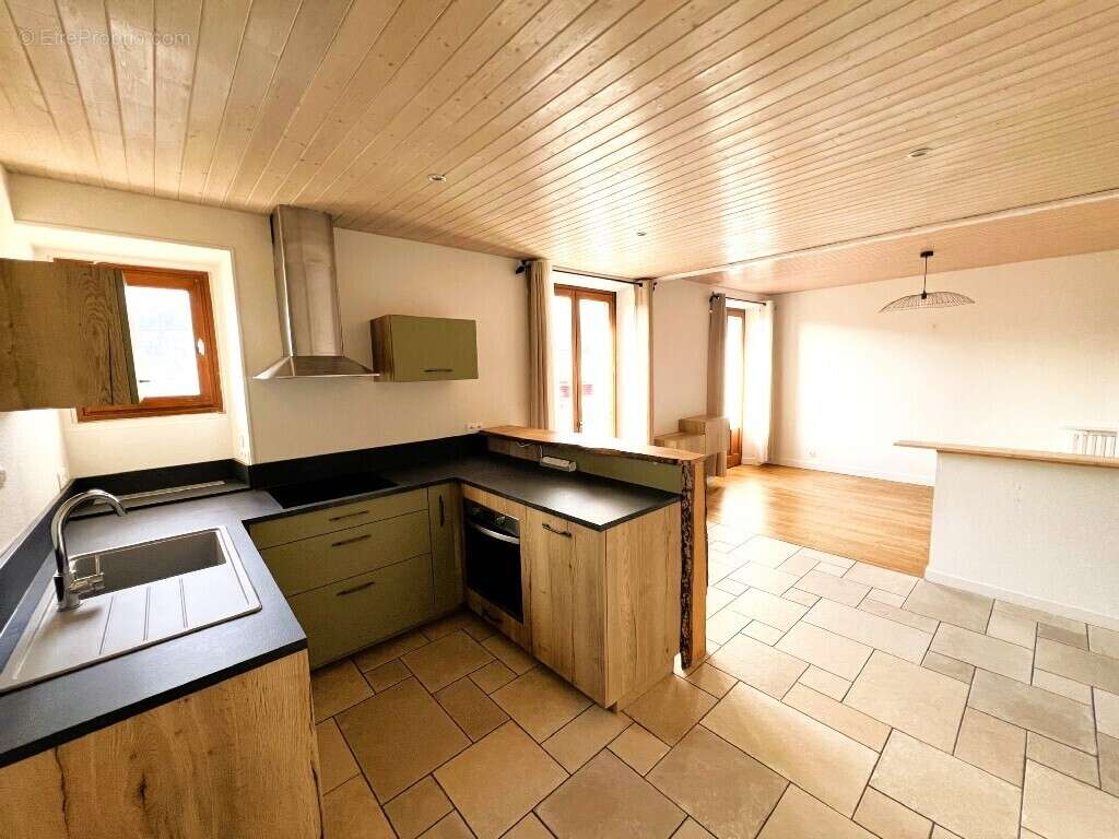 Appartement à AIX-LES-BAINS