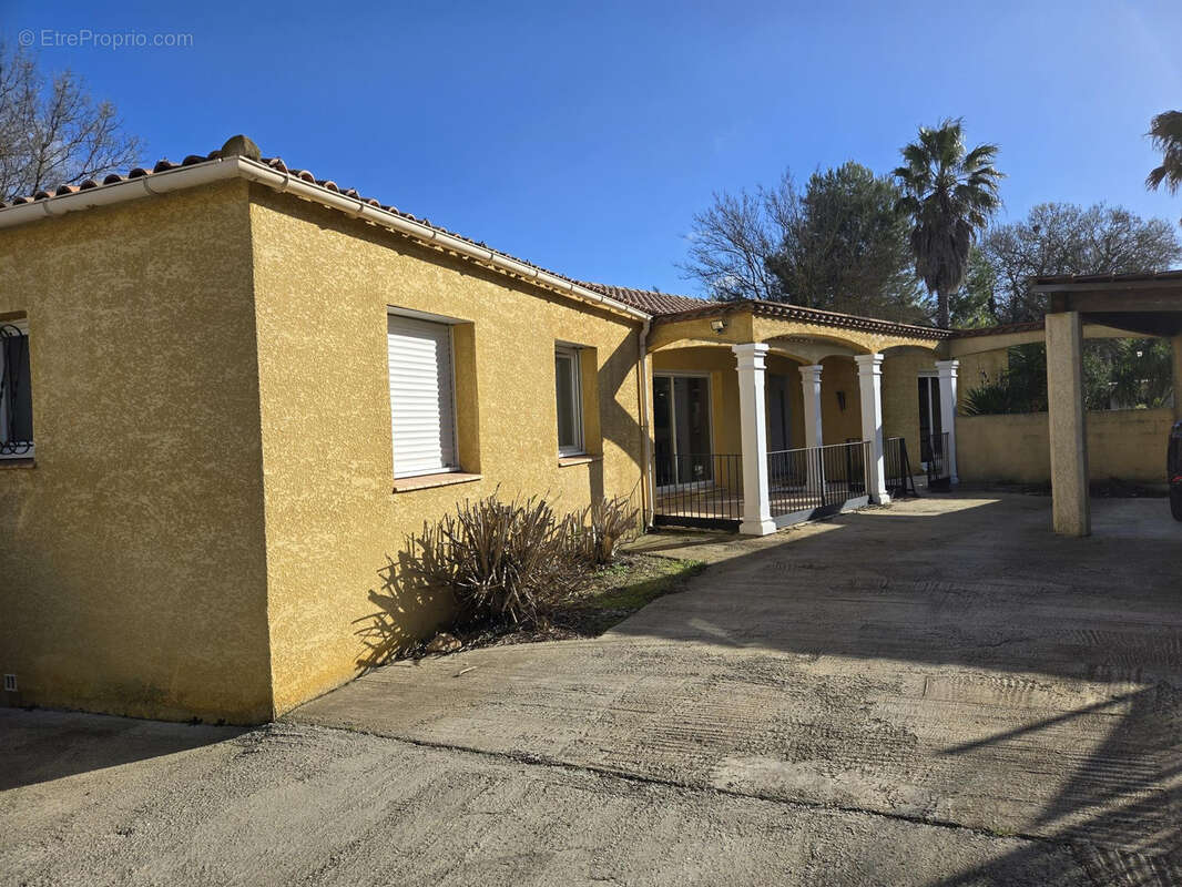 Maison à MONTAGNAC