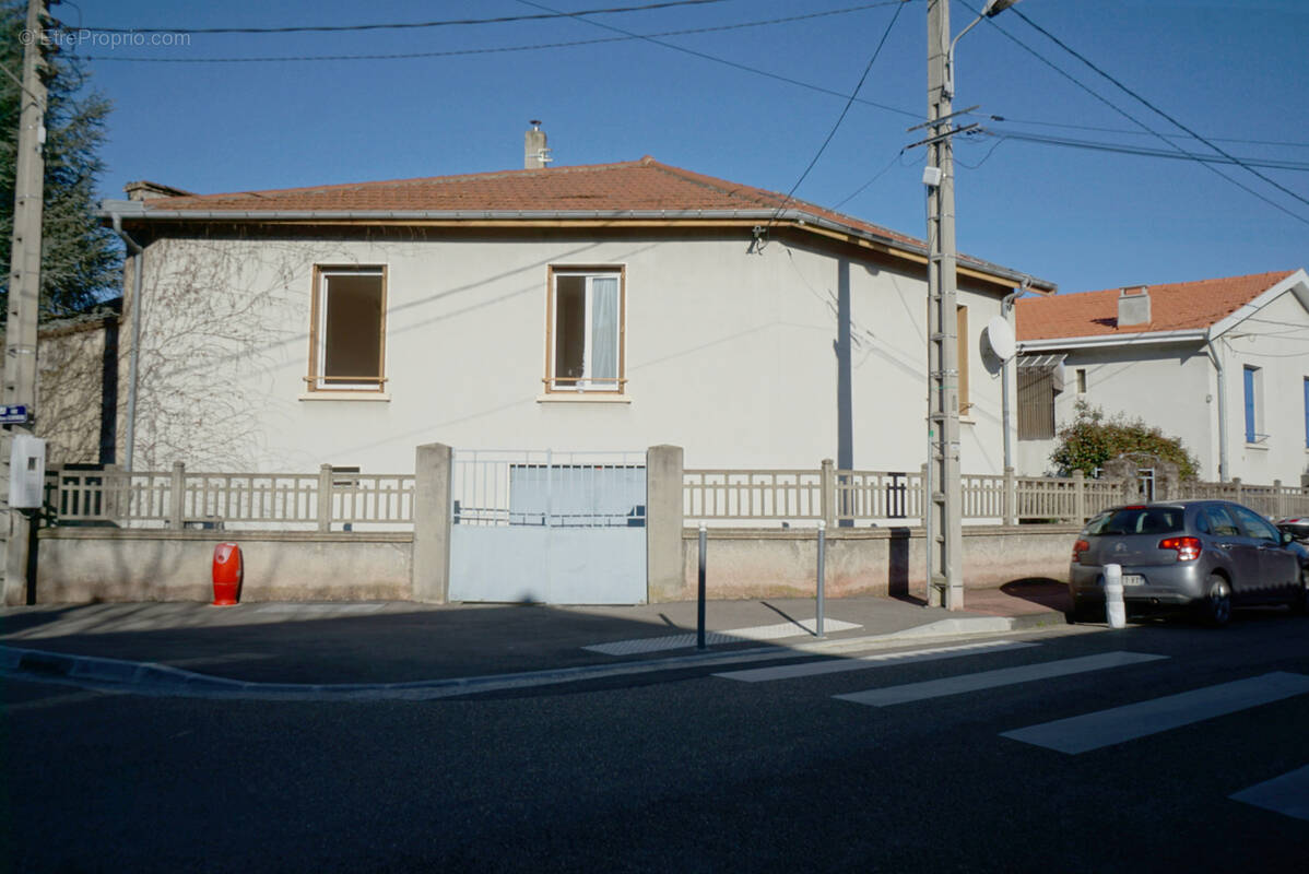 Maison à BRON