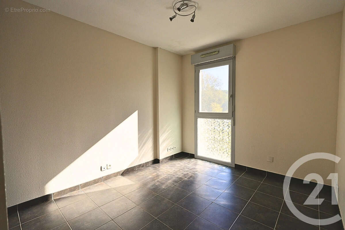 Appartement 88 m² à Valbonne  - photo 9