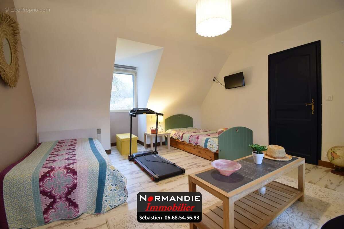 Maison à CANY-BARVILLE