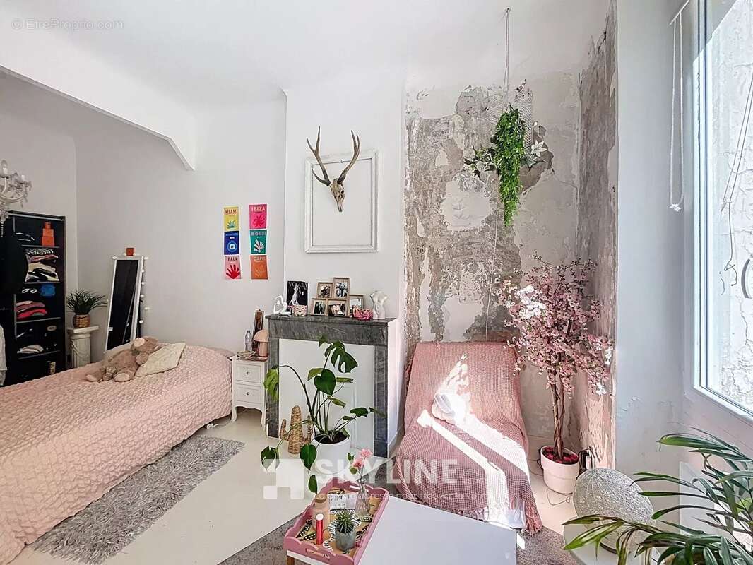 Appartement à MARSEILLE-2E