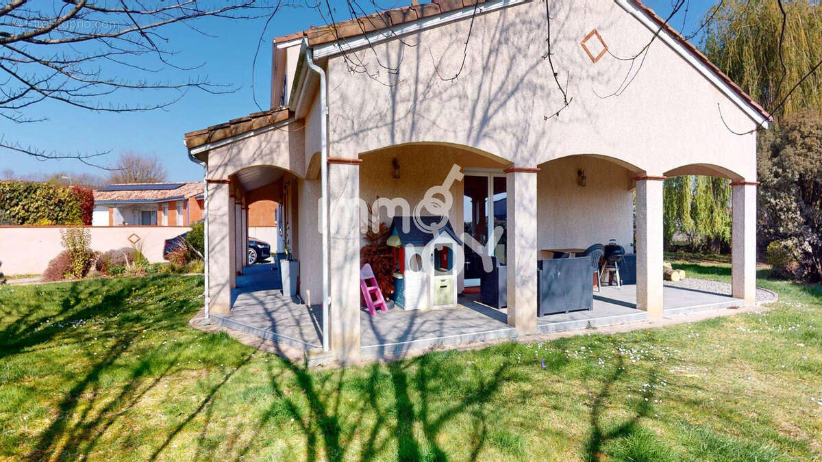Maison à FONTENILLES