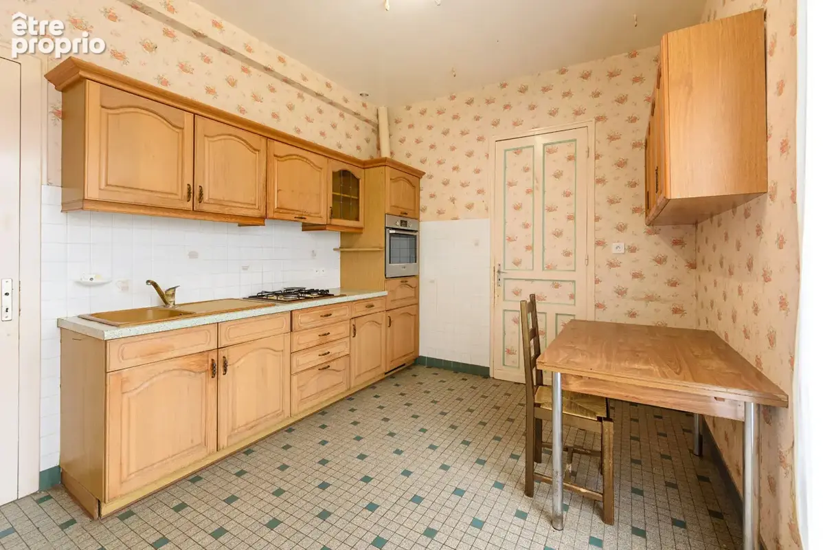 Maison avec dépendances à Castel-Sarrazin - photo 3