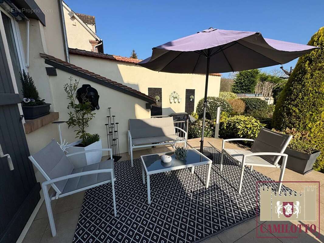 Maison à NOGENT-LE-ROI