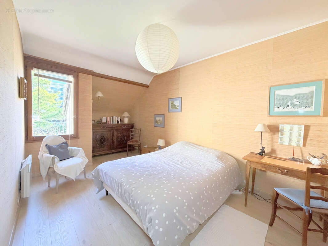 Maison à RUEIL-MALMAISON