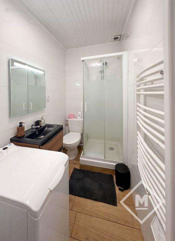 Opportunité Vente Appartement 20m² 4ème étage, ascenseur, Quartier Estienne D'orves, Marseille 13001 - photo 7