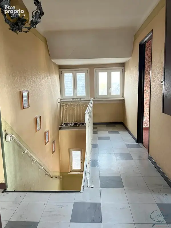 Quartier résidentiel ! Lumineuse maison de 126 m2 sur 5,82 ares - photo 12