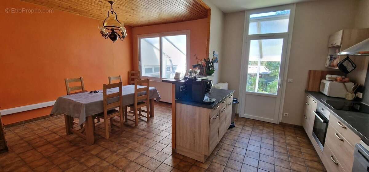 Maison à CASTILLONNES