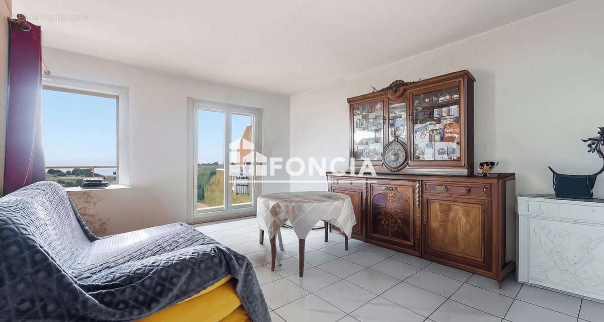Appartement à MANDELIEU-LA-NAPOULE