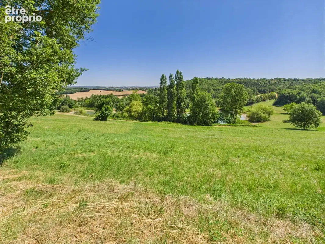 Charmante Ancienne Propriété de Vigneron avec 33 Hectares, Vues Panoramiques et Lac - photo 26