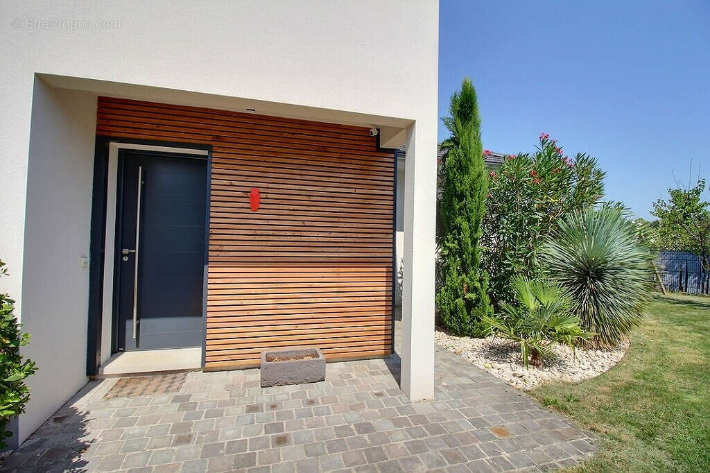 Maison à BRENTHONNE