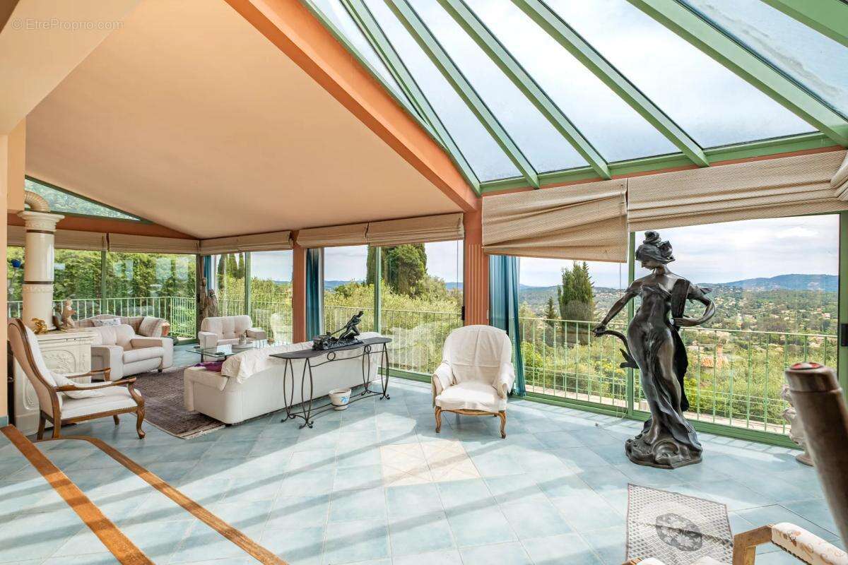 Maison à SPERACEDES