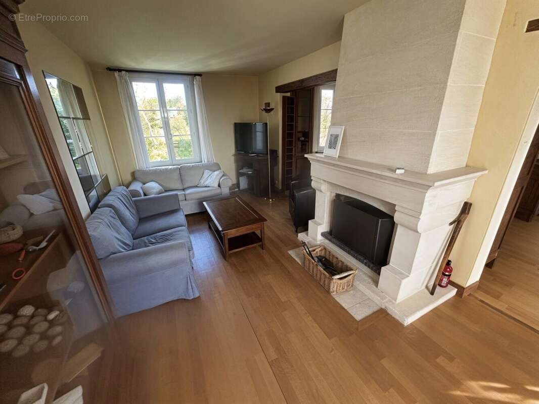 Maison à CAMBRONNE-LES-CLERMONT