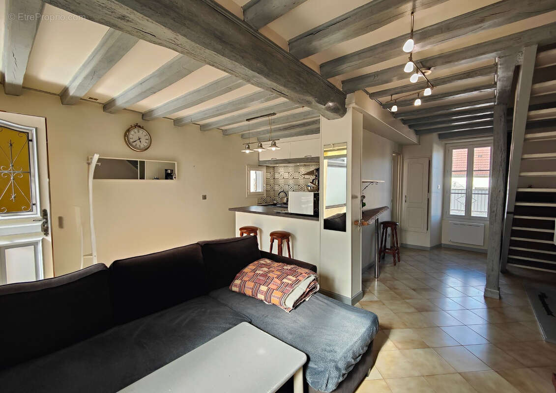 Maison à BUSSY-EN-OTHE