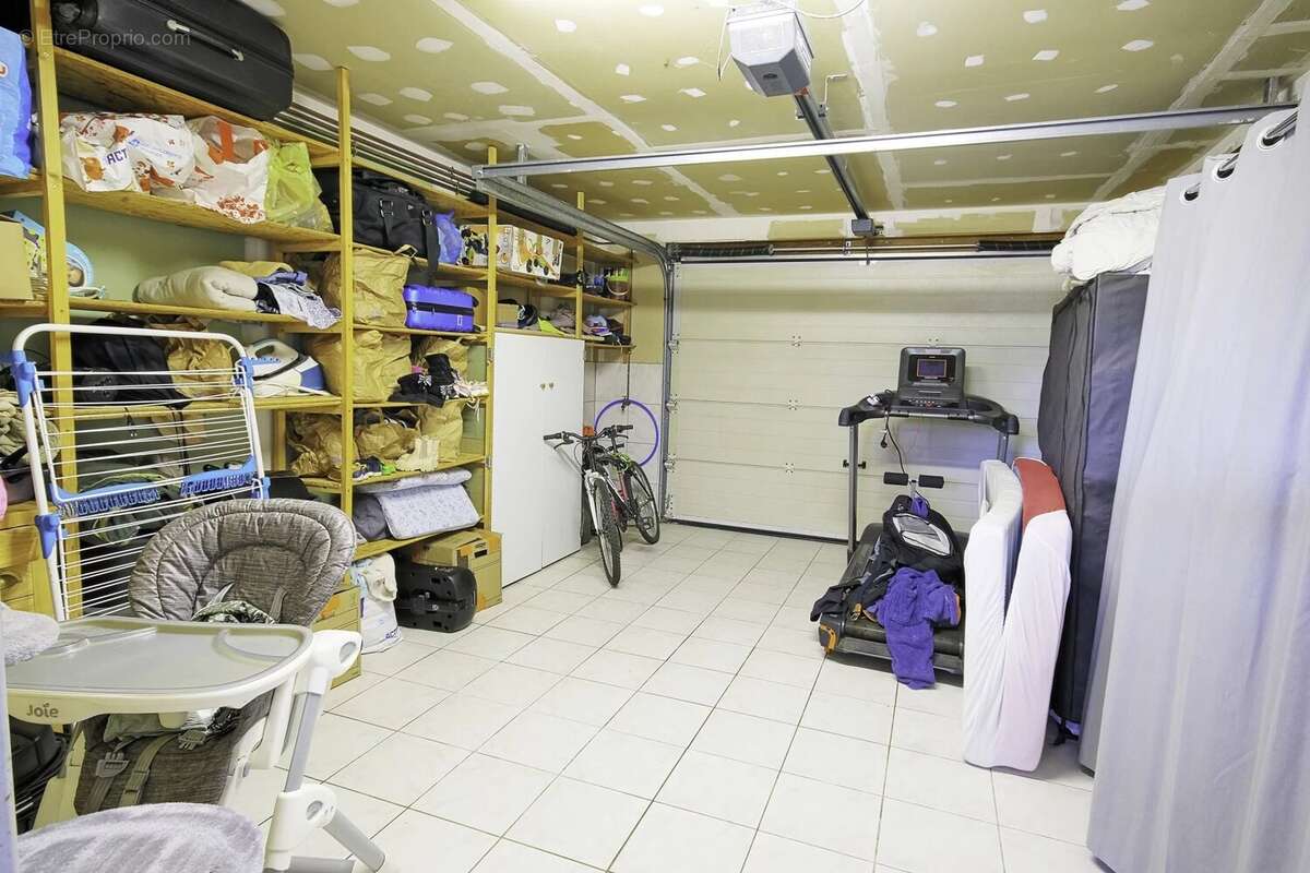 MOULINS EN BESSIN - Ensemble immobilier (maison & dépendance) - photo 15