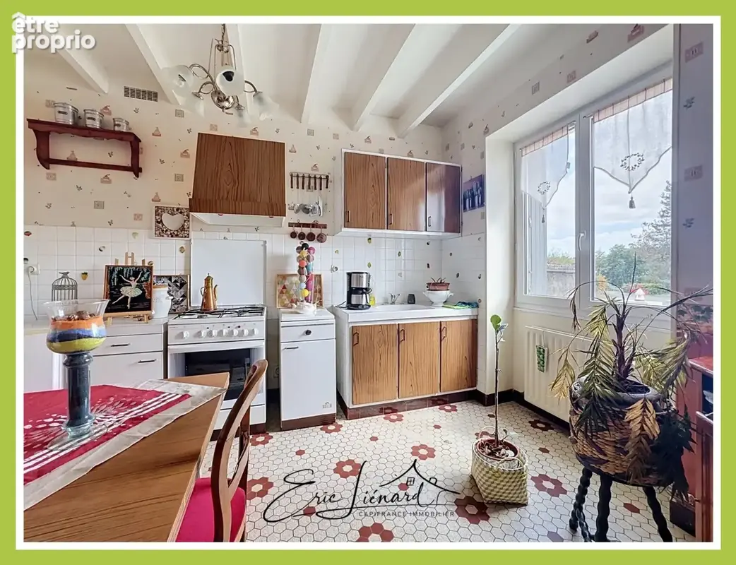 Maison à vendre 6 pièces SAINT GEORGES DE NOISNE (79) - photo 8
