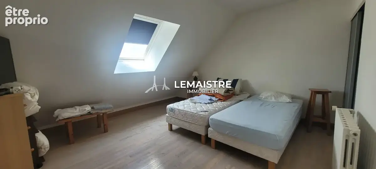 Maison d'architecte à vendre - 160 m² - 5 chambres - Sous-sol complet - Terrain de 2 000 m² - Vue panoramique - photo 7