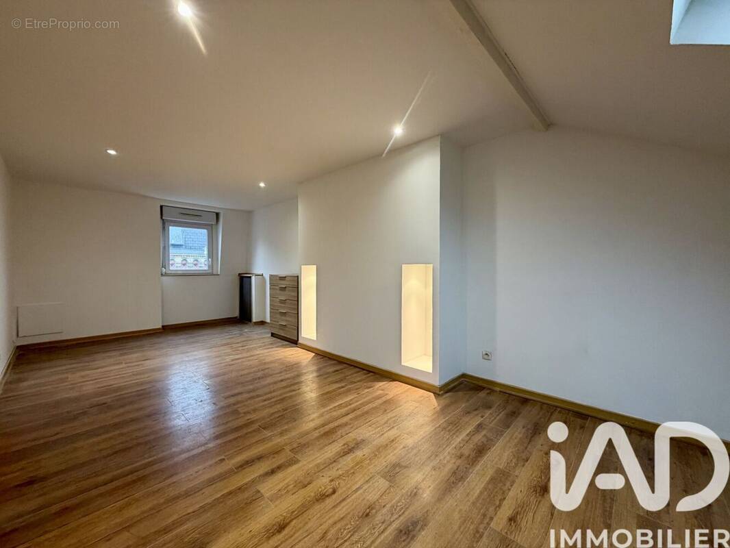 Photo 1 - Maison à SAINT-QUENTIN