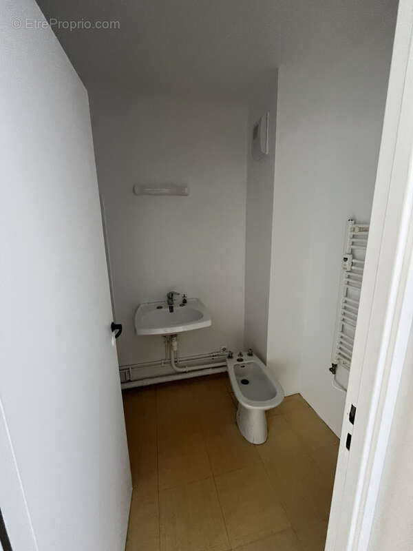 Appartement t5 port de bouc - photo 6