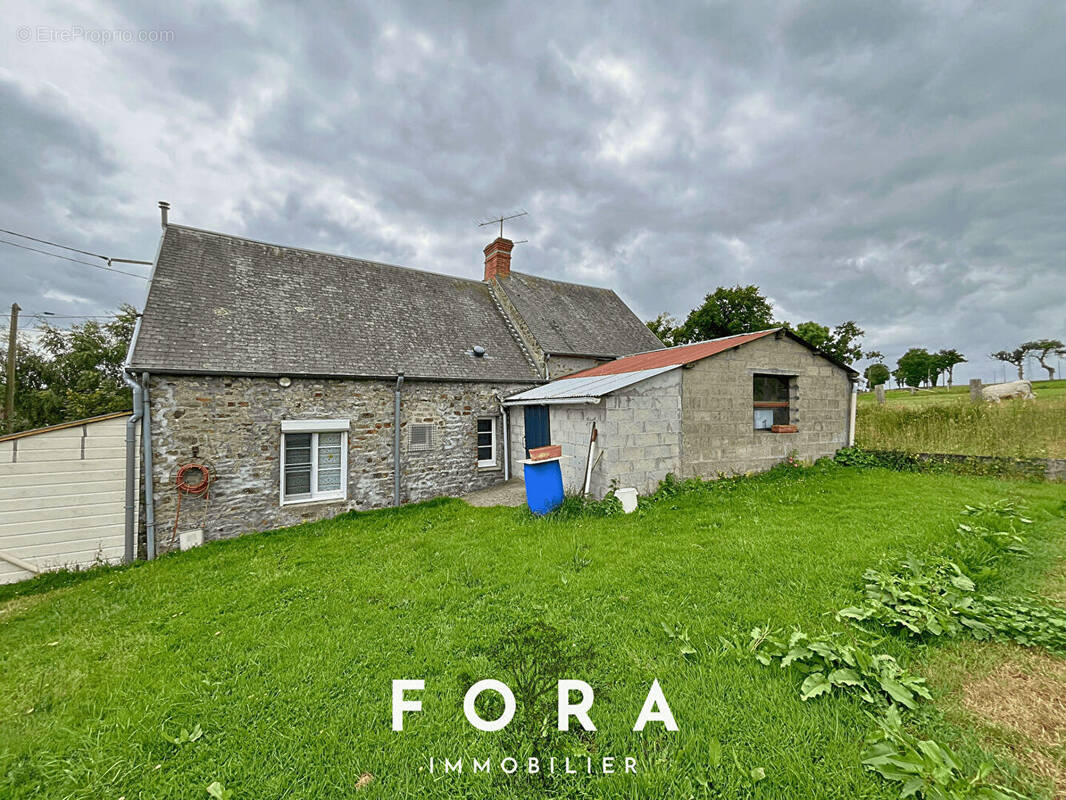 Maison à CONDE-SUR-NOIREAU