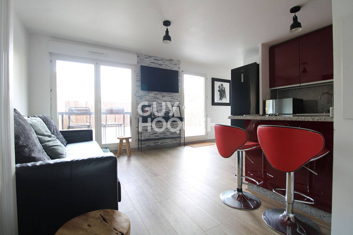 Appartement à BRIE-COMTE-ROBERT