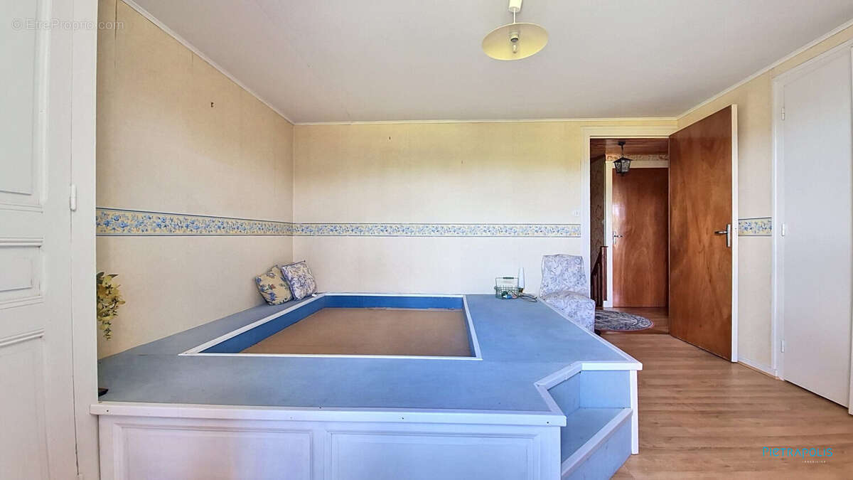 Maison 113 m² à Primarette  - photo 9