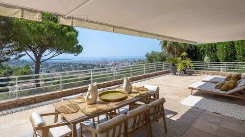 Appartement 200 m² à Cannes  - photo 2