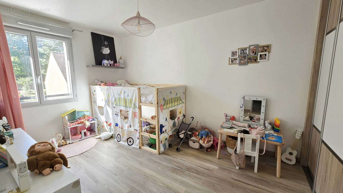 Maison à LIMOURS