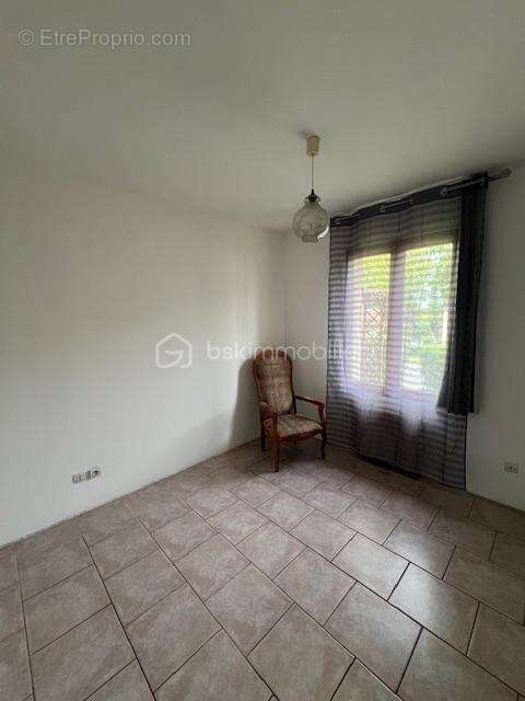 Maison familiale avec studio indépendant et double garage — Gisors - photo 8