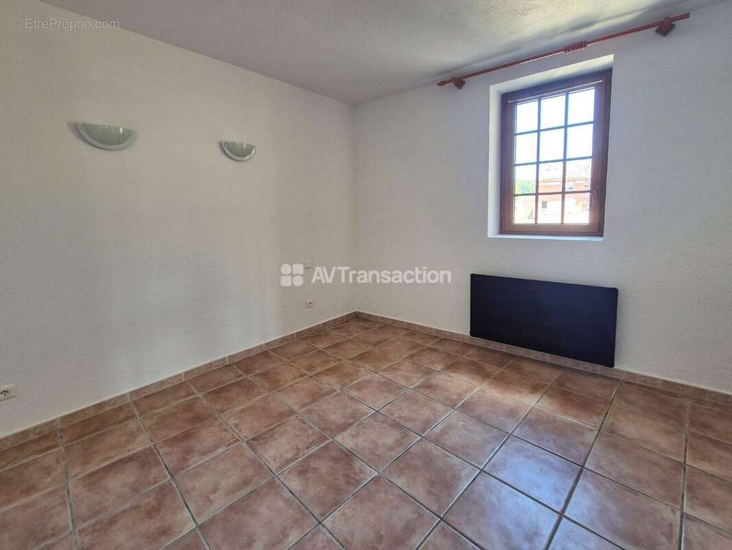 Appartement 49 m² à Lorgues  - photo 4