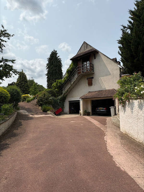 Ully Saint Georges maison de 285m2 - photo 21