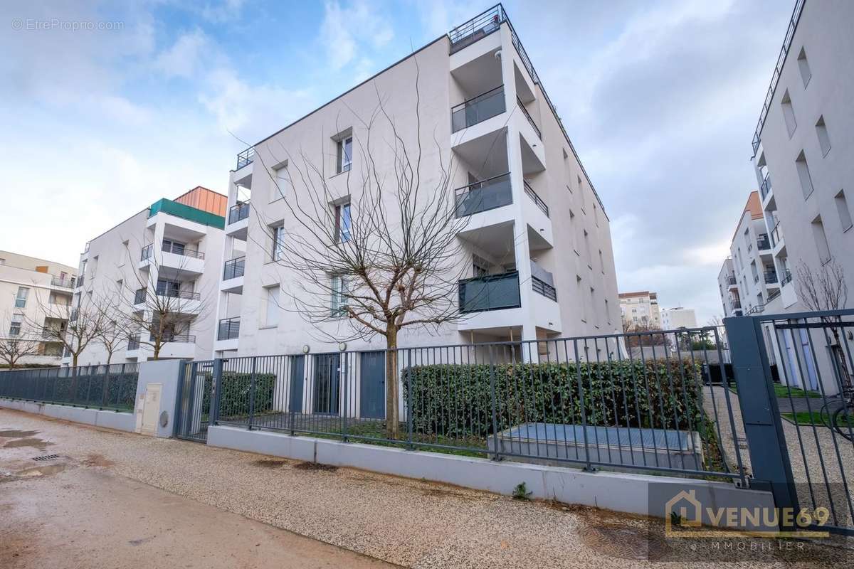 Appartement à LYON-8E
