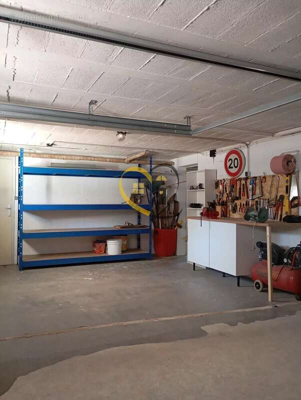 Pavillon entièrement rénové – 93 m² – Nevers - photo 15