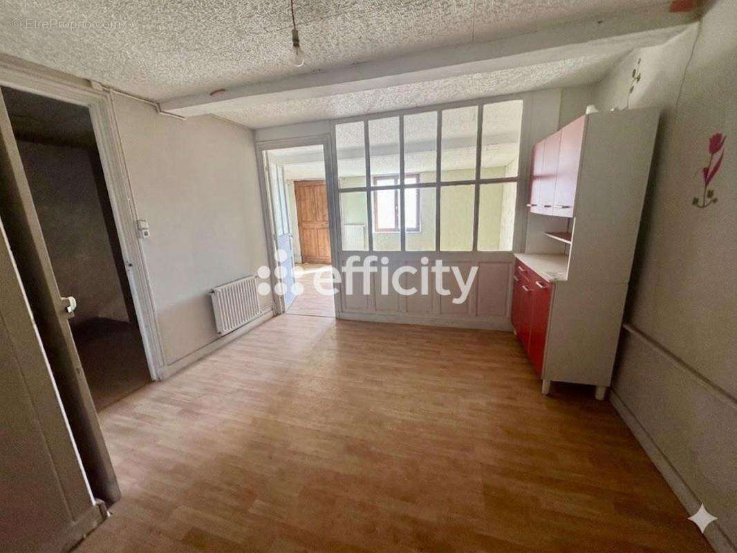 Appartement à THIERS