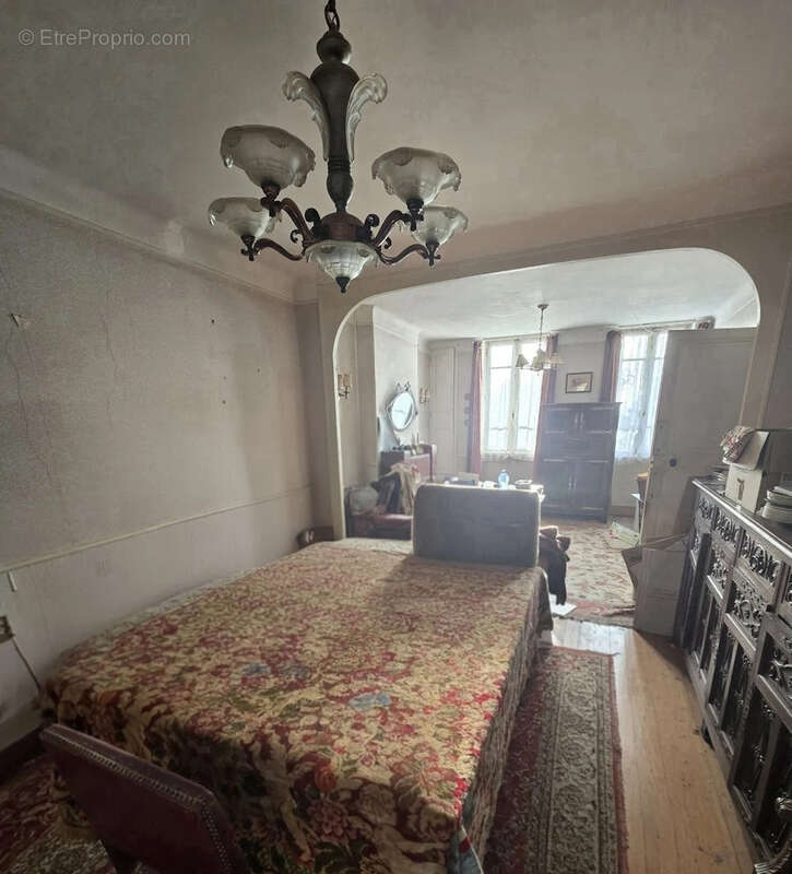 Grande maison de Bourg 3 chambres 03400 SAINT ENNEMOND - photo 5