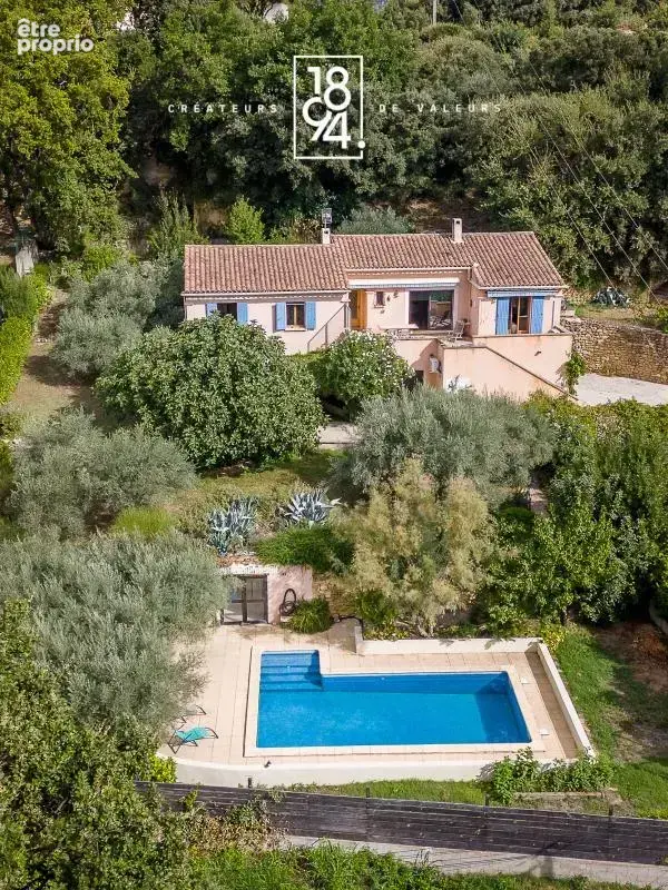 À la vente, villa familiale t5 + t3, terrain paysagé & piscine à lauris 84360 - photo 3