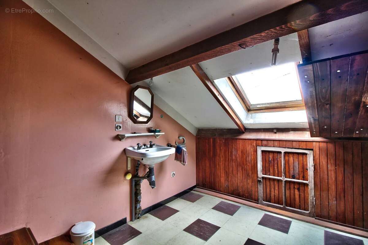 Maison à CIVRY-EN-MONTAGNE